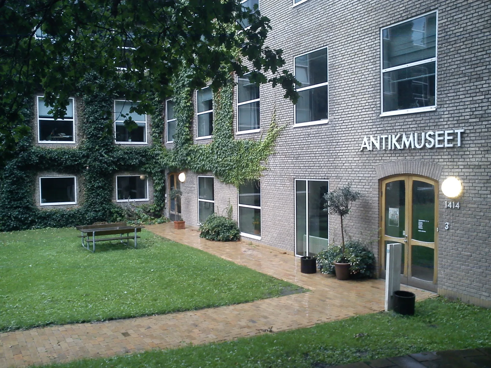 Antikmuseet – foto fra Wikimedia Commons