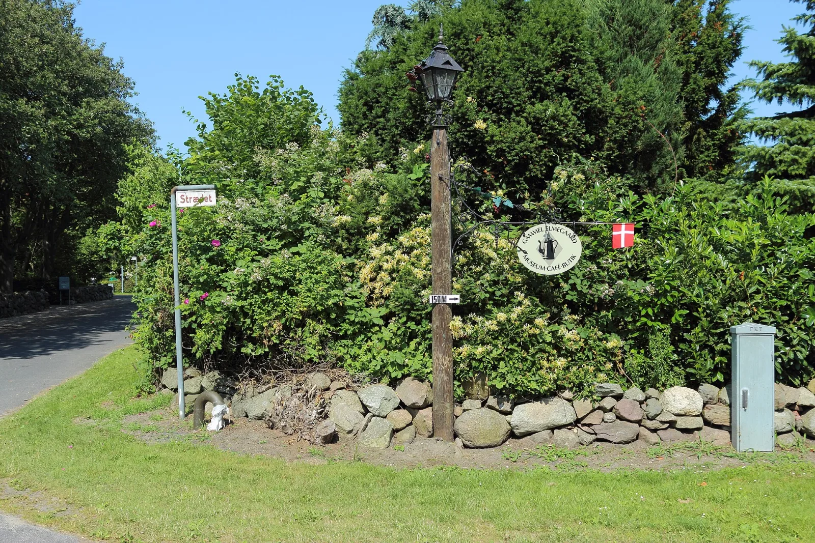 Gammel Elmegaard – Foto bei Wikimedia Commons