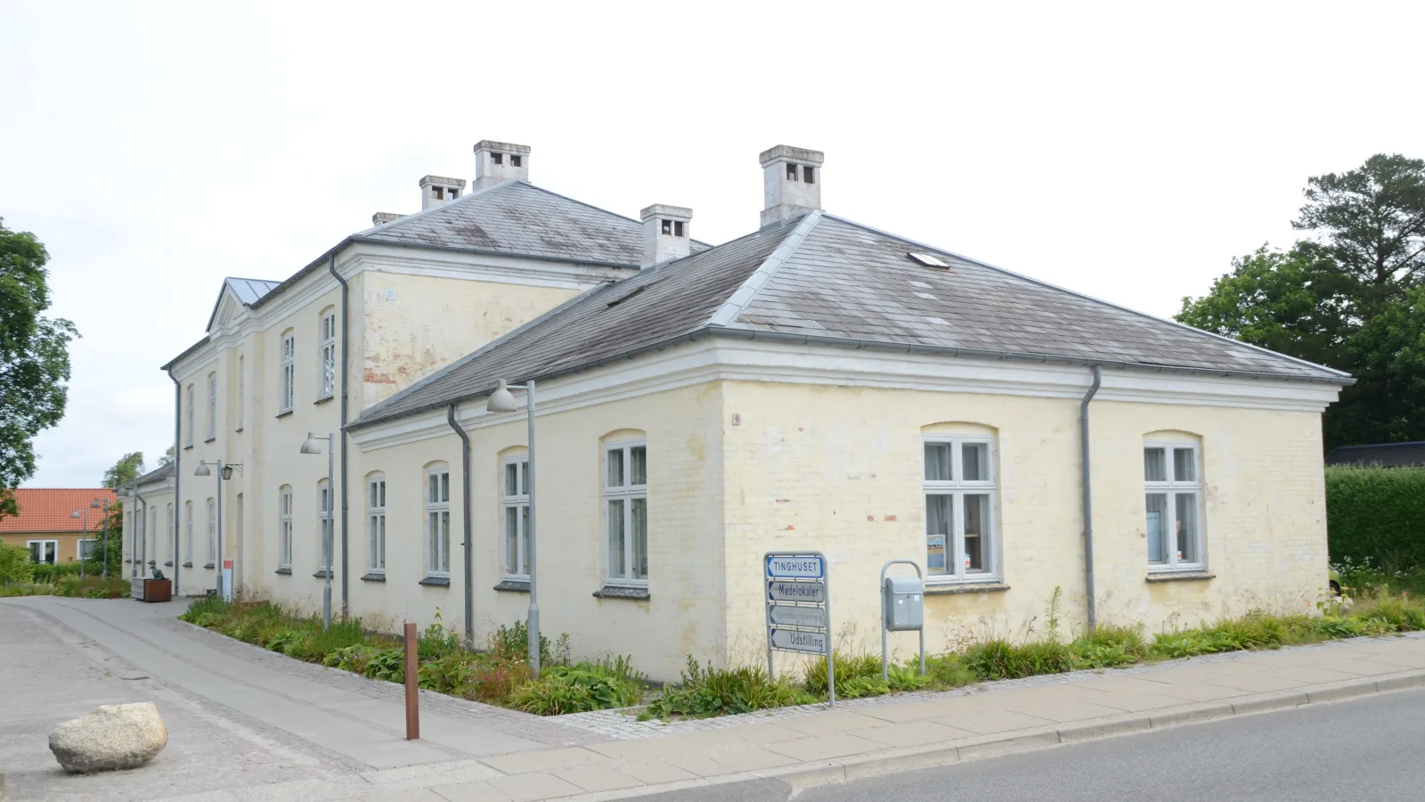Tinghuset – foto af Hjart på Wikimedia Commons (cc-by-sa-4.0)