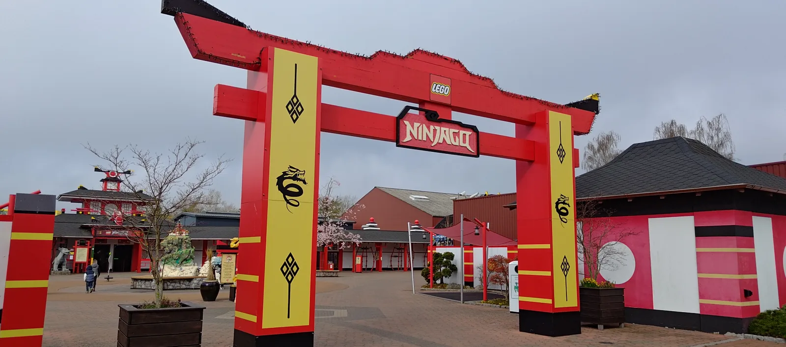 Ninjago World – foto af Alex234 på Wikimedia Commons (cc0)