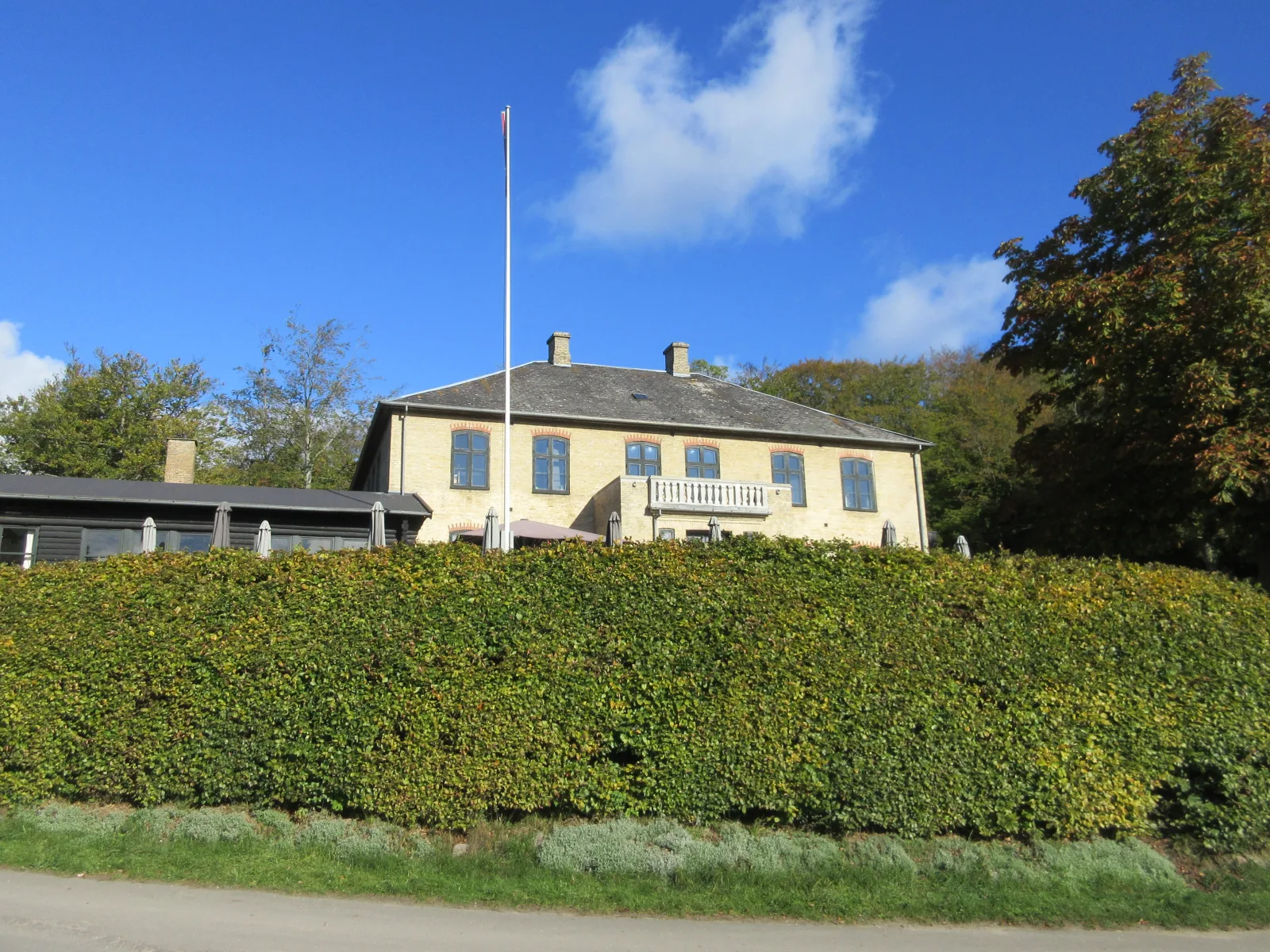 Rådvad Kro – Foto von Ramblersen2 auf Wikimedia Commons (cc-by-sa-4.0)