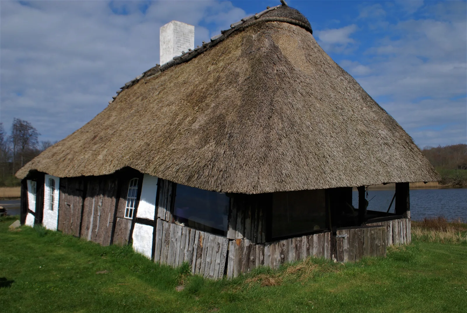 Fiskerhytten – foto af Erik Christensen på Wikimedia Commons (cc-by-sa-4.0)