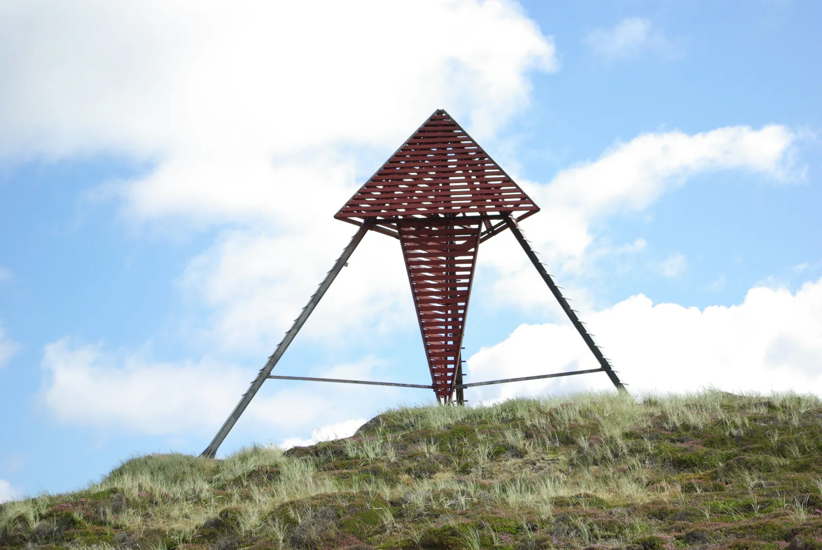 Stenbjerg Båke – foto af Paul Wenzel på Wikimedia Commons (cc-by-sa-3.0)