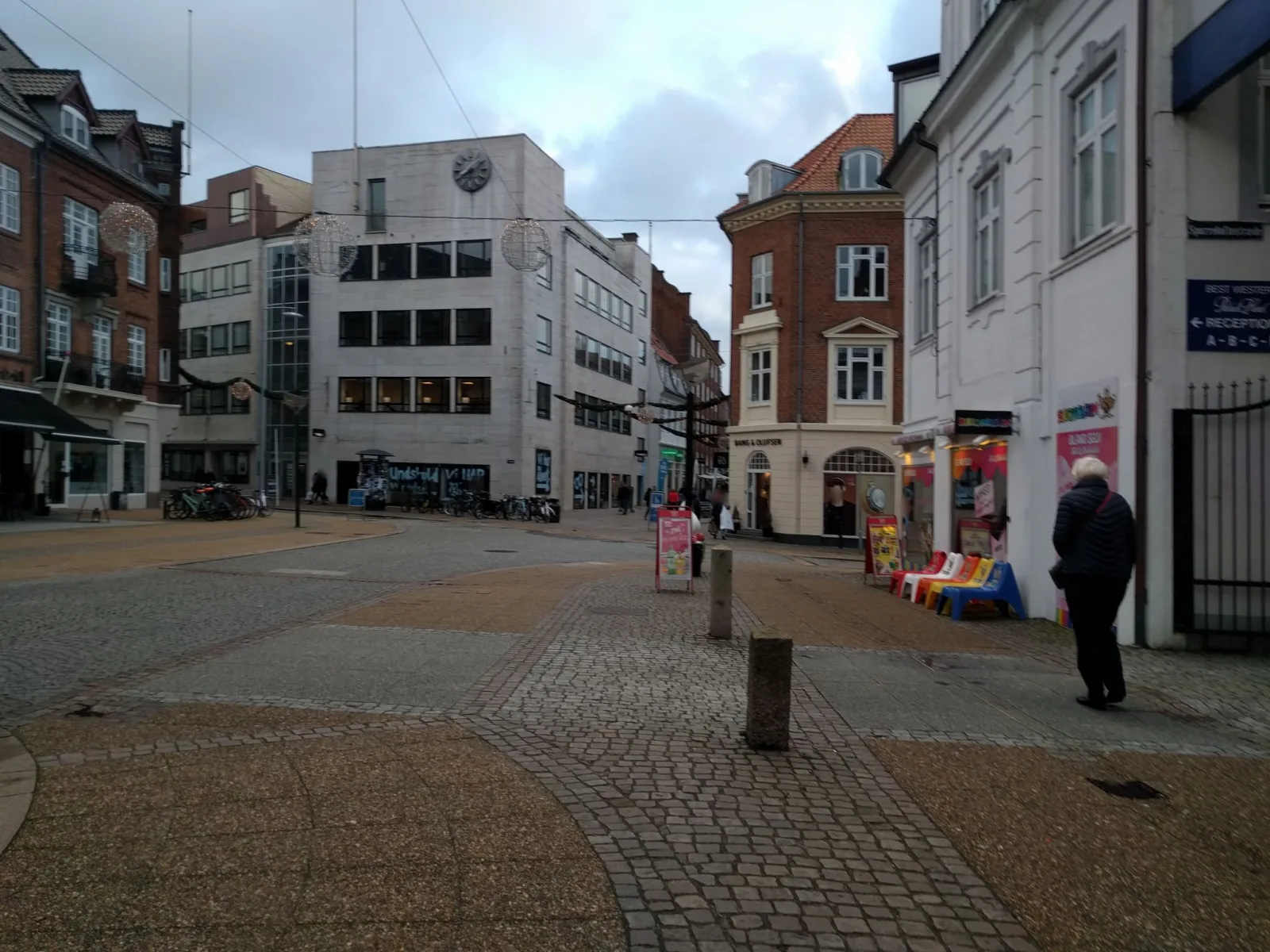 Mapillary-foto nær Restaurant palads