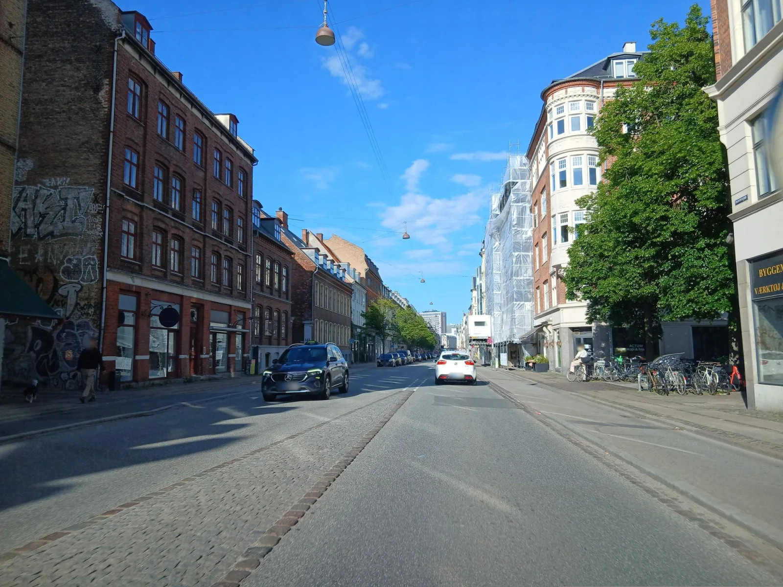 Mapillary-Foto in der Nähe von Hot Pot Republic