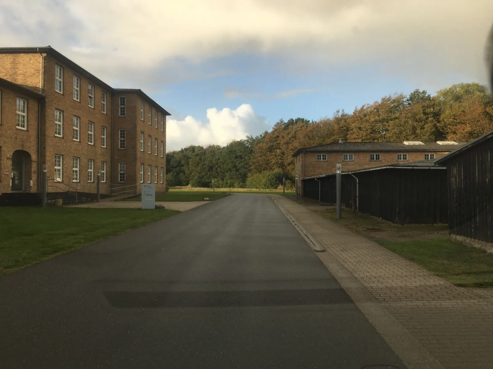 Mapillary-Foto in der Nähe von Skattestyrelsen Kantine