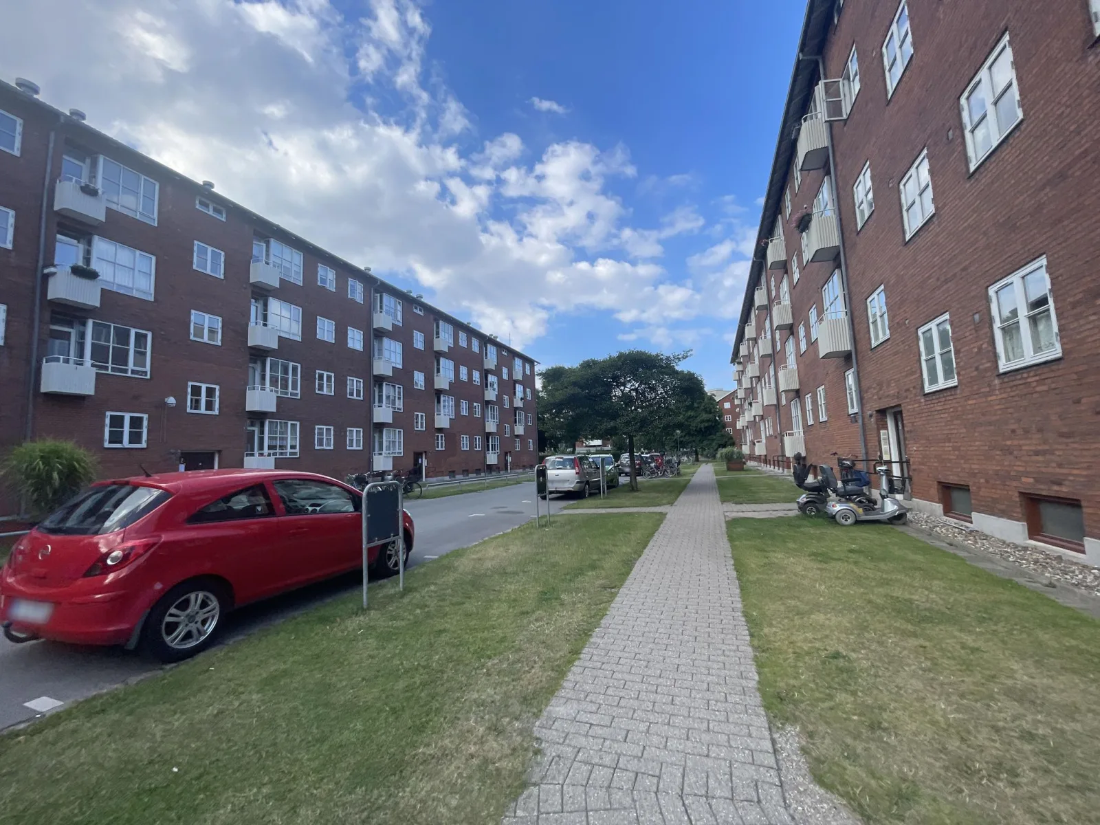 Mapillary-foto nær Hugo´s Pizza