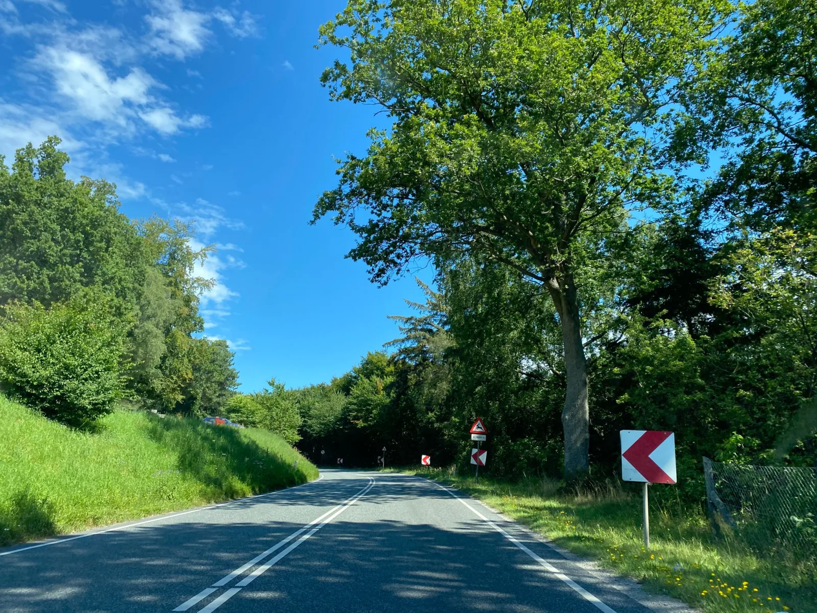 Mapillary-foto nær Skovtrolden