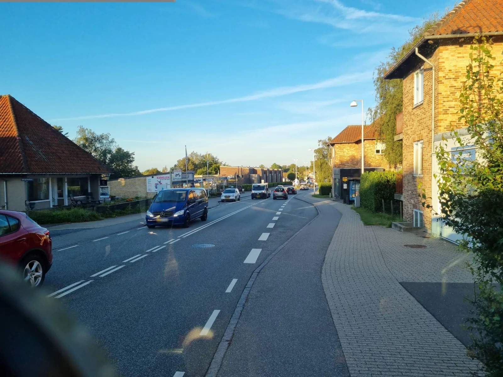 Mapillary-Foto in der Nähe von India Imperial