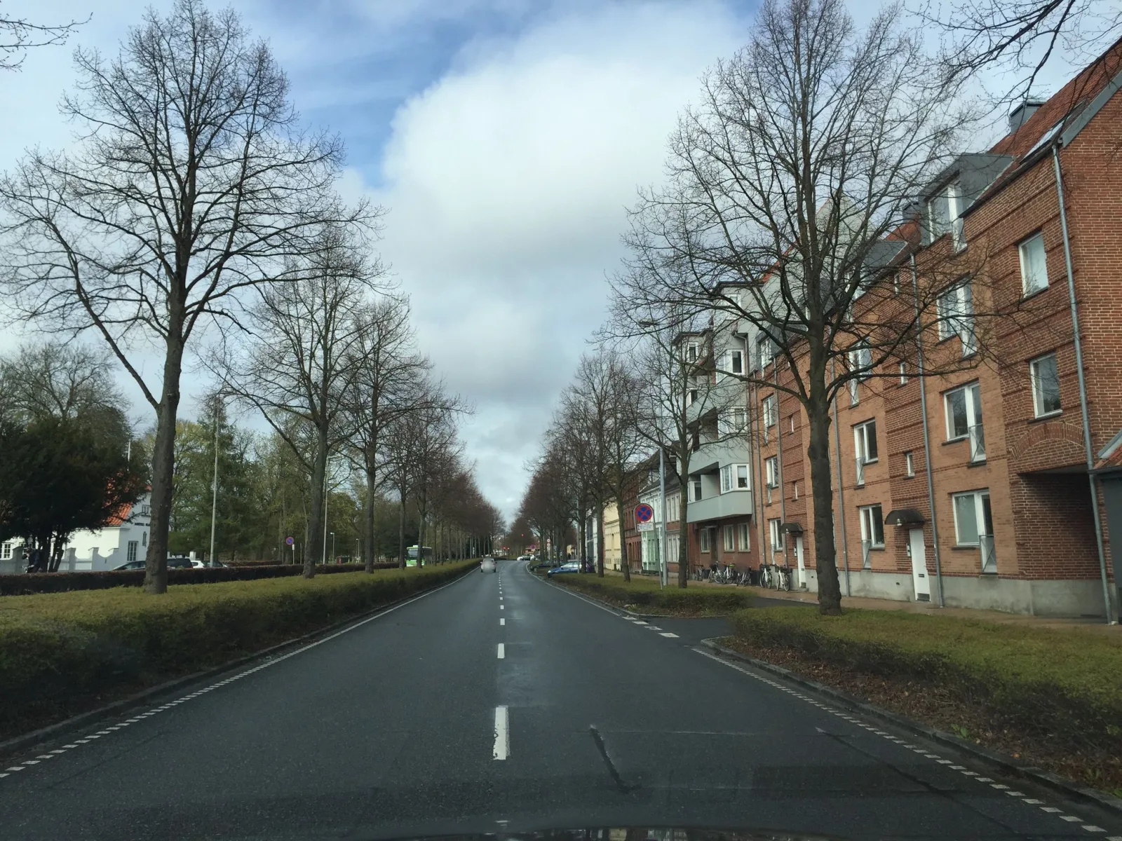 Mapillary-Foto in der Nähe von Squash Future