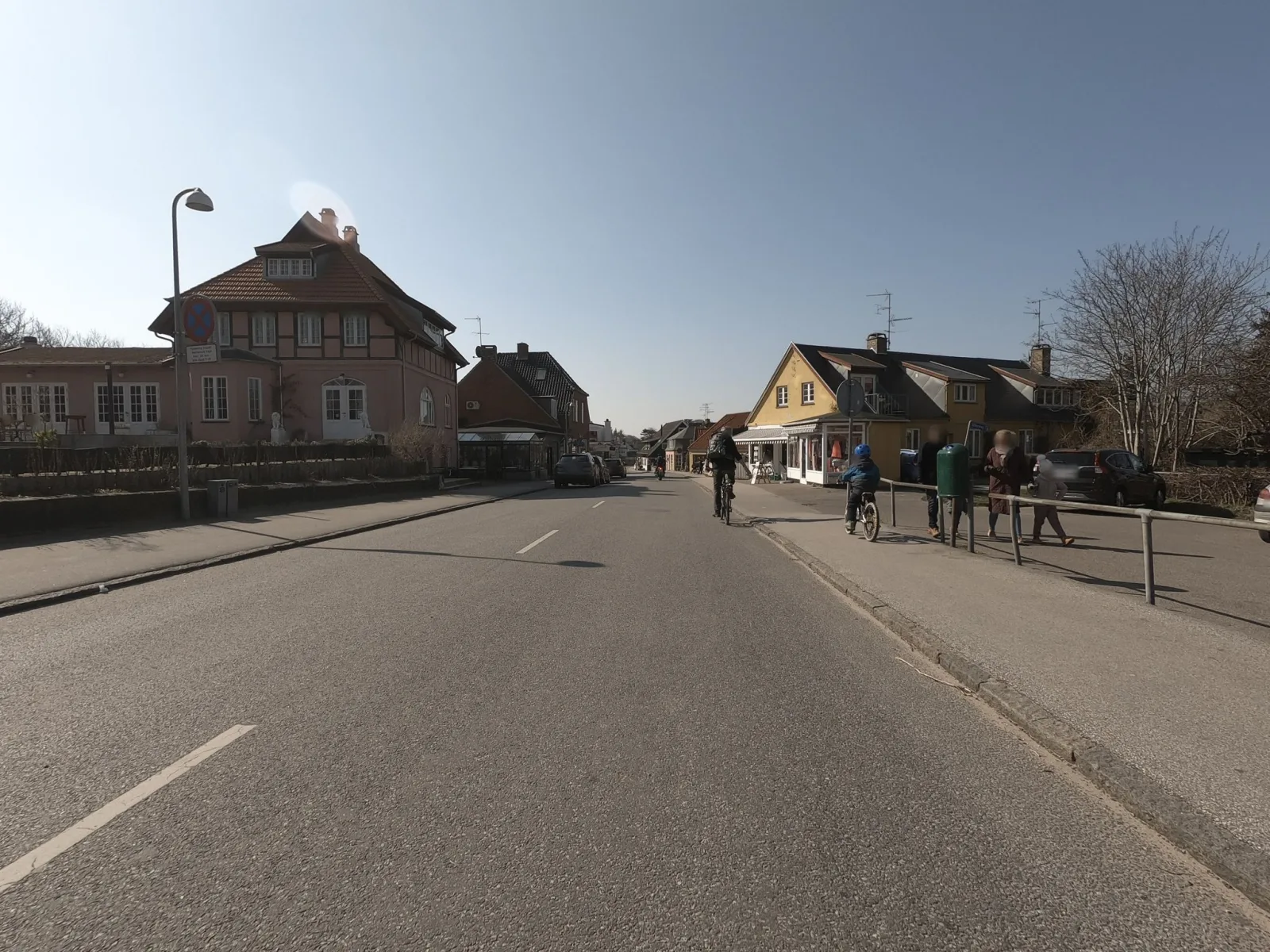 Mapillary-Foto in der Nähe von ISEN