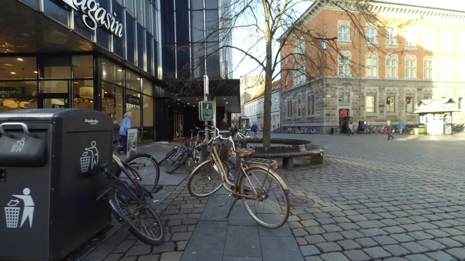 Mapillary-foto nær Shawarma king