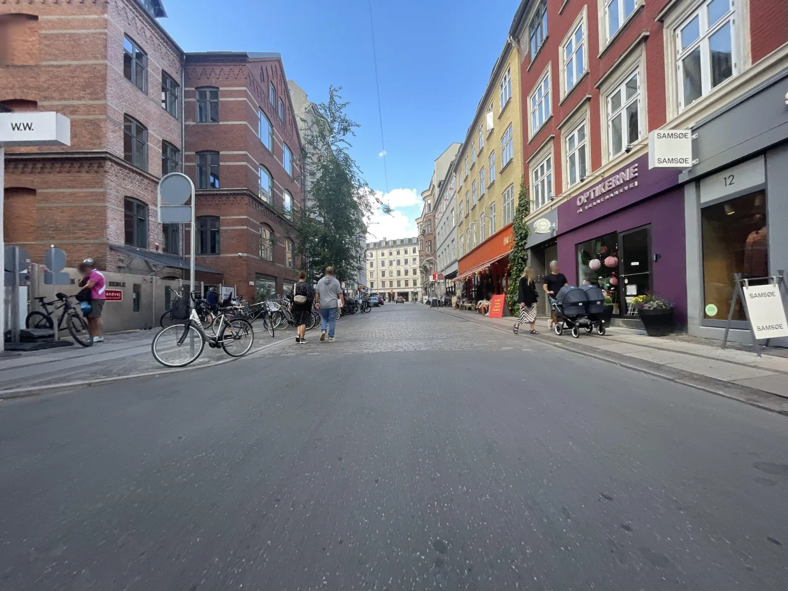 Mapillary-Foto in der Nähe von Italo Caffé