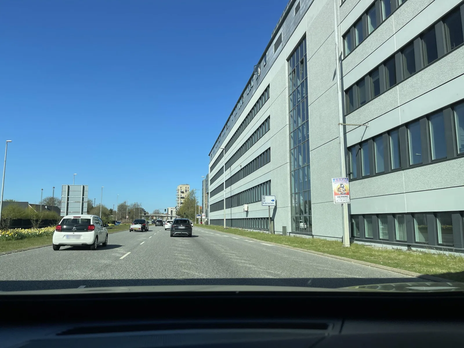 Mapillary-foto nær Station's Pizza Kebap