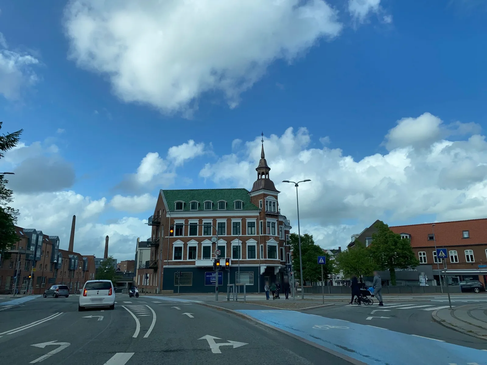 Mapillary-Foto in der Nähe von Trattoria Piccola Italia