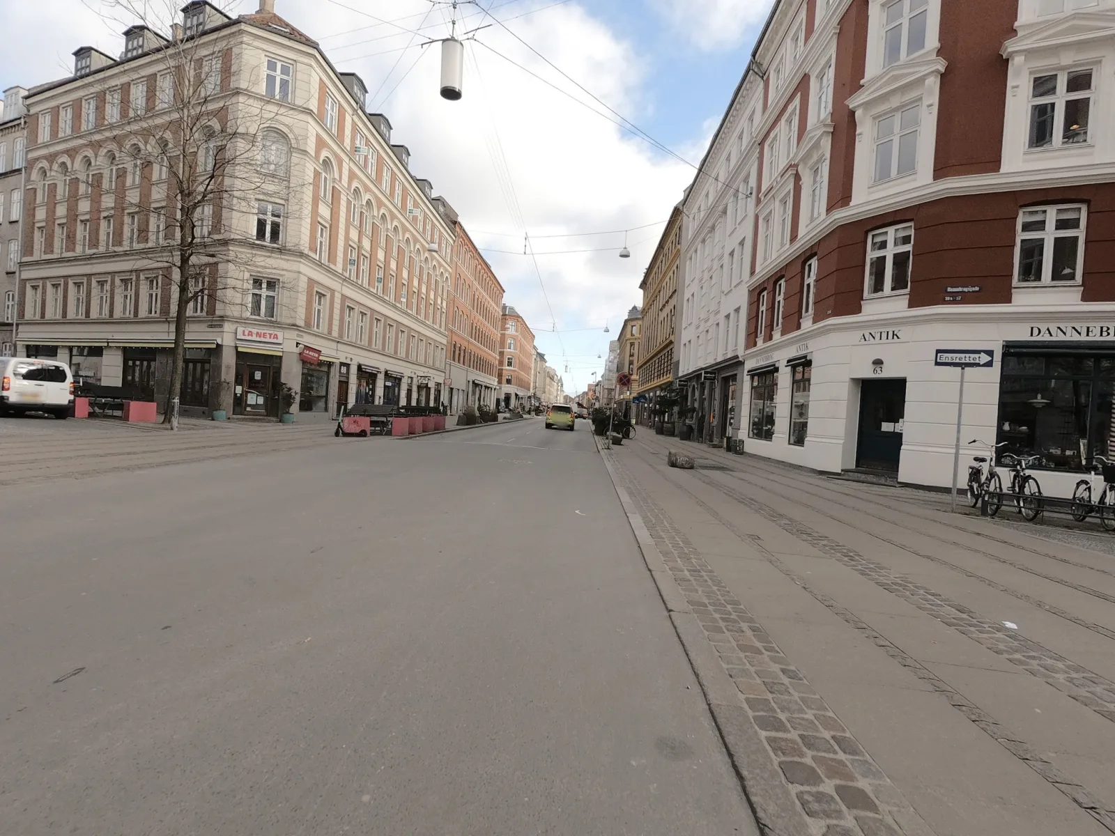 Mapillary-Foto in der Nähe von Kaffe