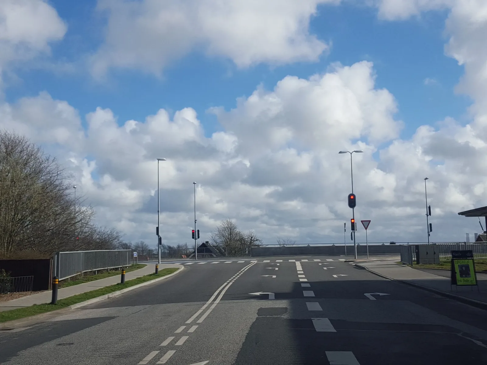 Mapillary-Foto in der Nähe von Valentino Pizza og Grill