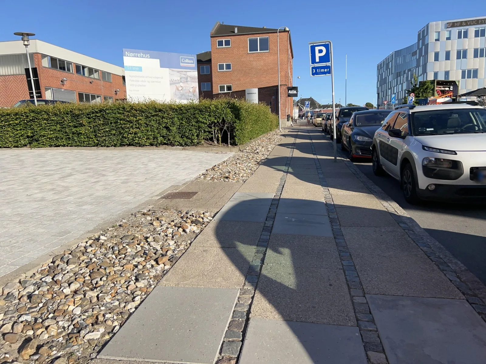 Mapillary-foto nær Yazzys Pita