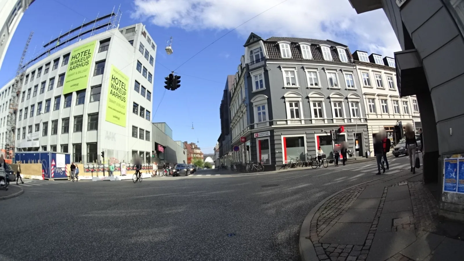 Mapillary-Foto in der Nähe von The Spice of India