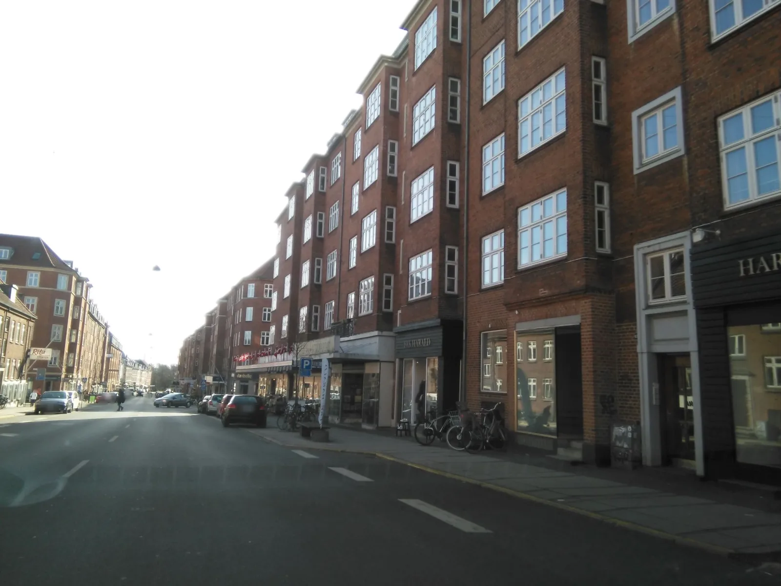 Mapillary-Foto in der Nähe von Tokyo Kitchen