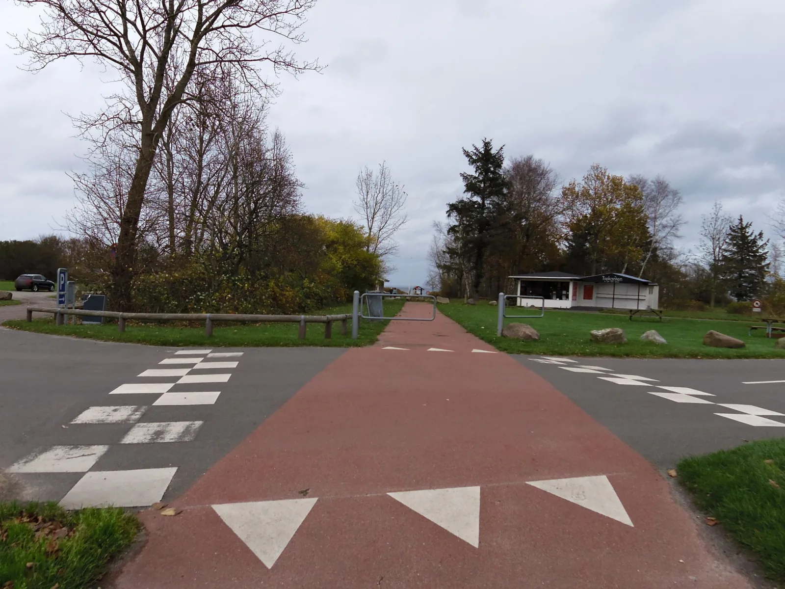 Mapillary-foto nær Trekanten Pizzeria og Ishus