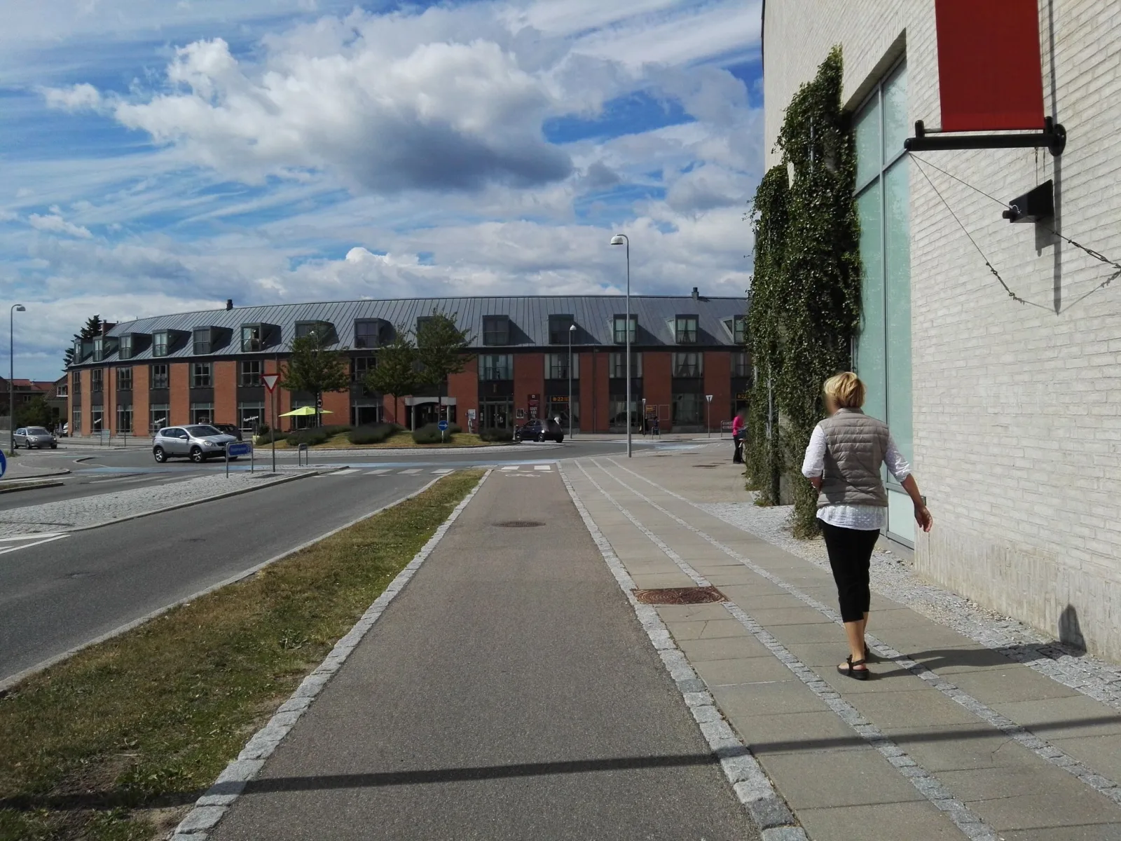 Mapillary-Foto in der Nähe von Kvickly Quick Food