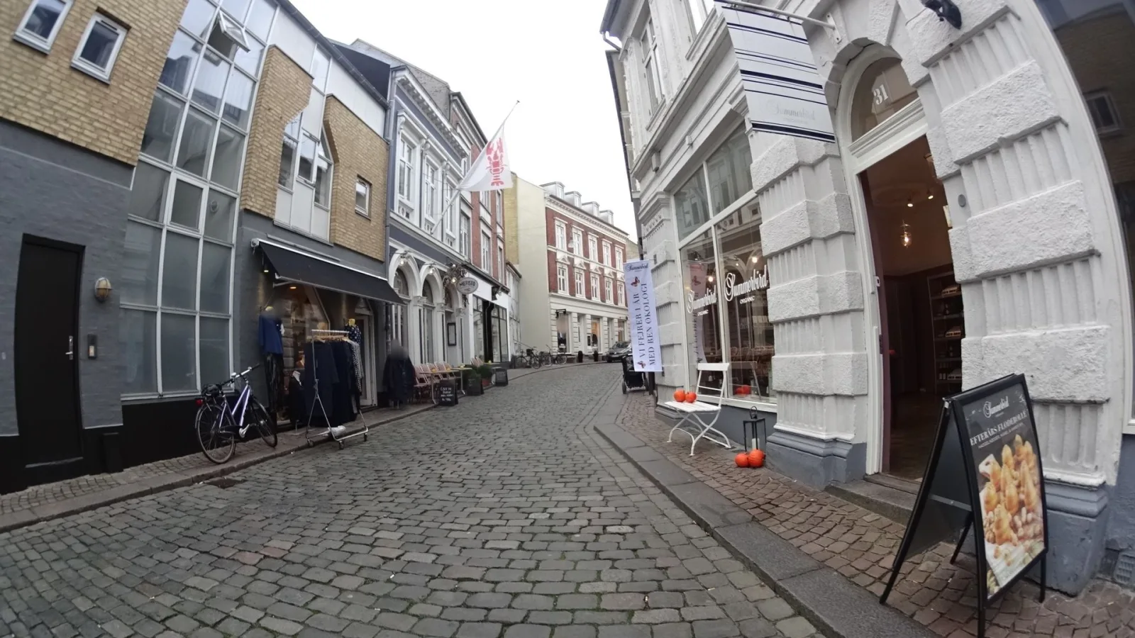 Mapillary-foto nær White Elephant