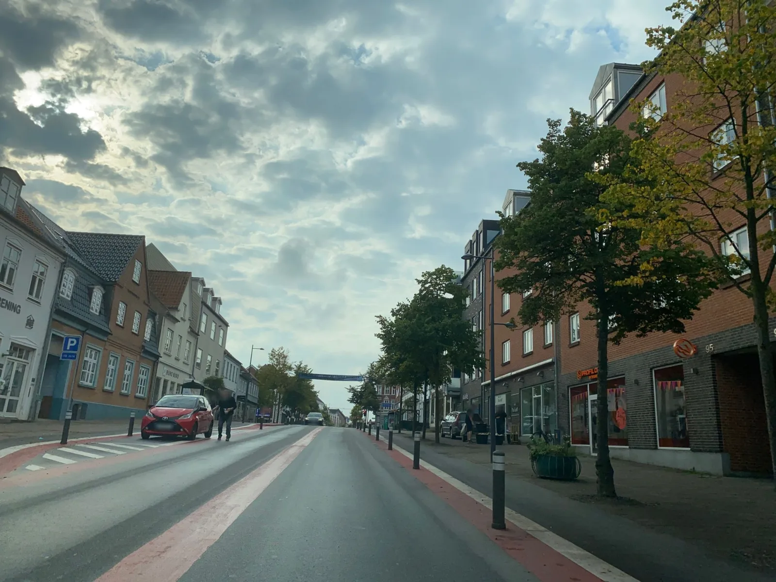 Mapillary-foto nær Winner Burger
