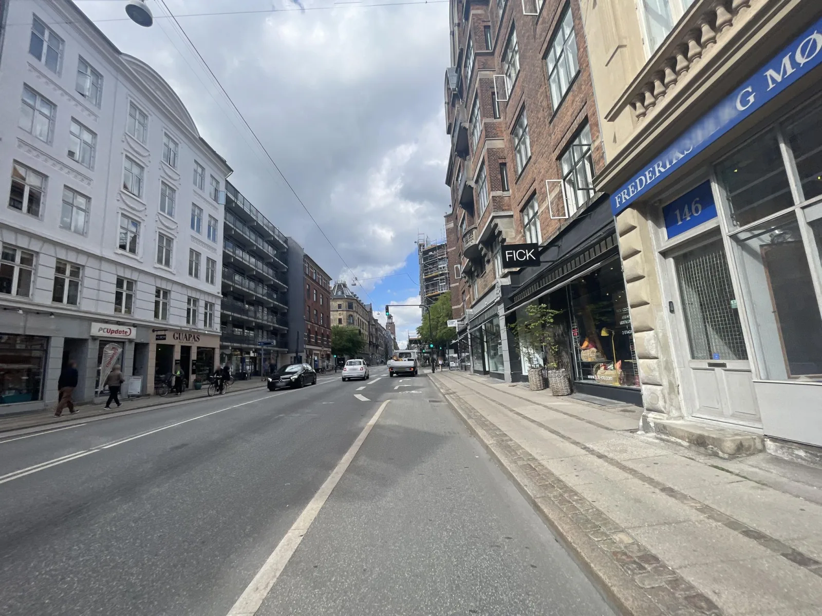 Mapillary-Foto in der Nähe von Laminata