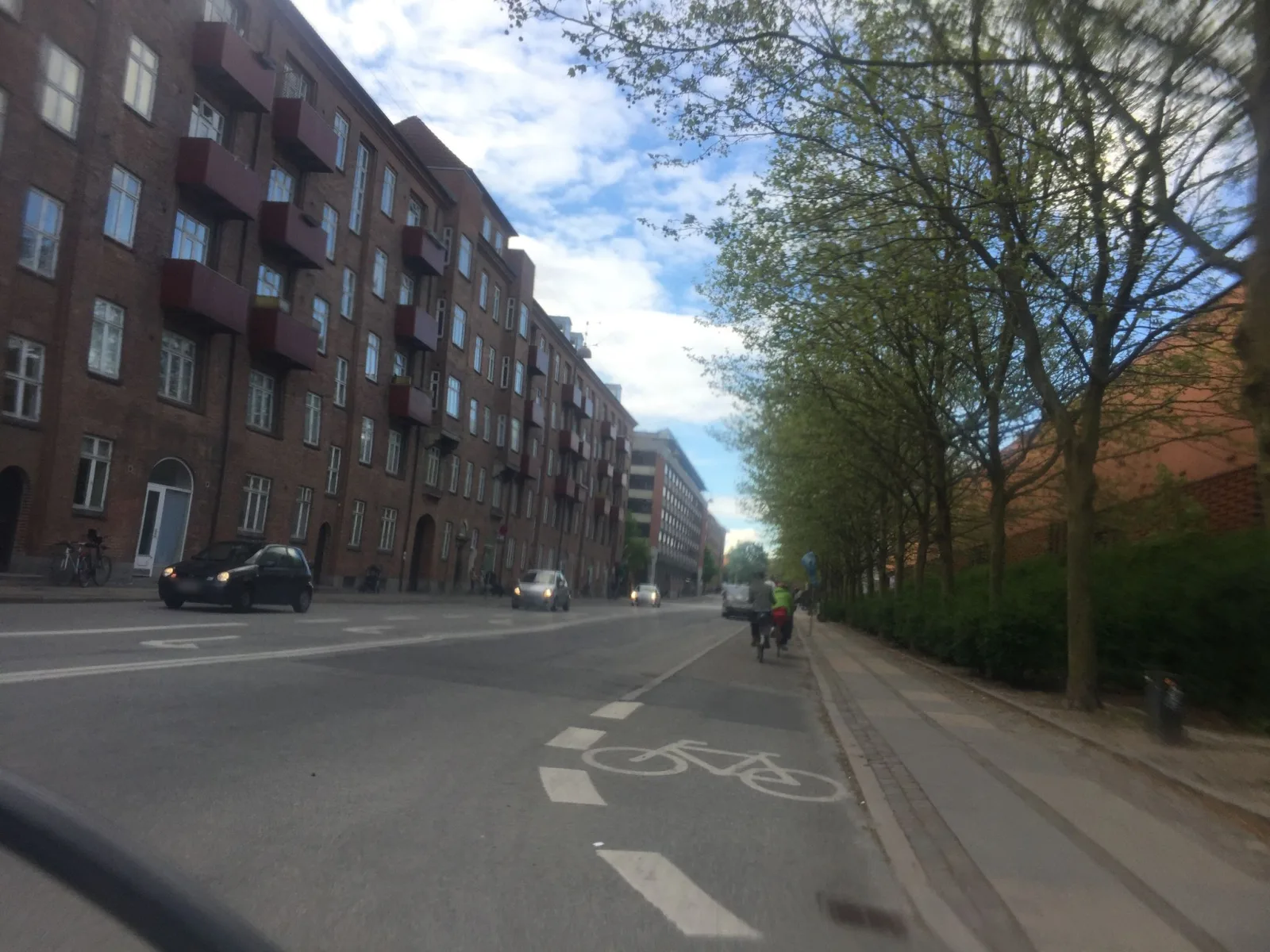 Mapillary-foto nær Madam Bum