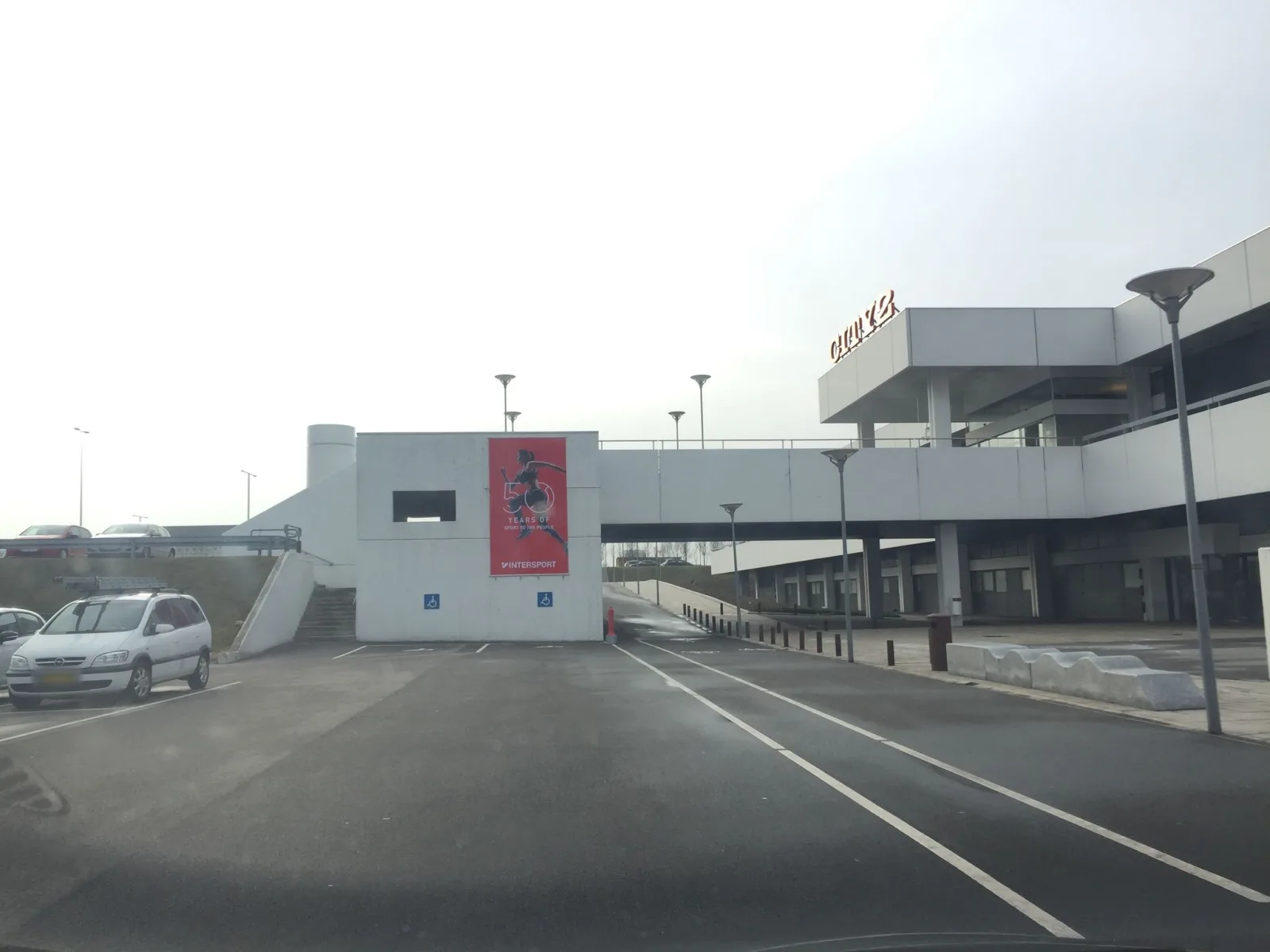 Mapillary-foto nær McDonald's