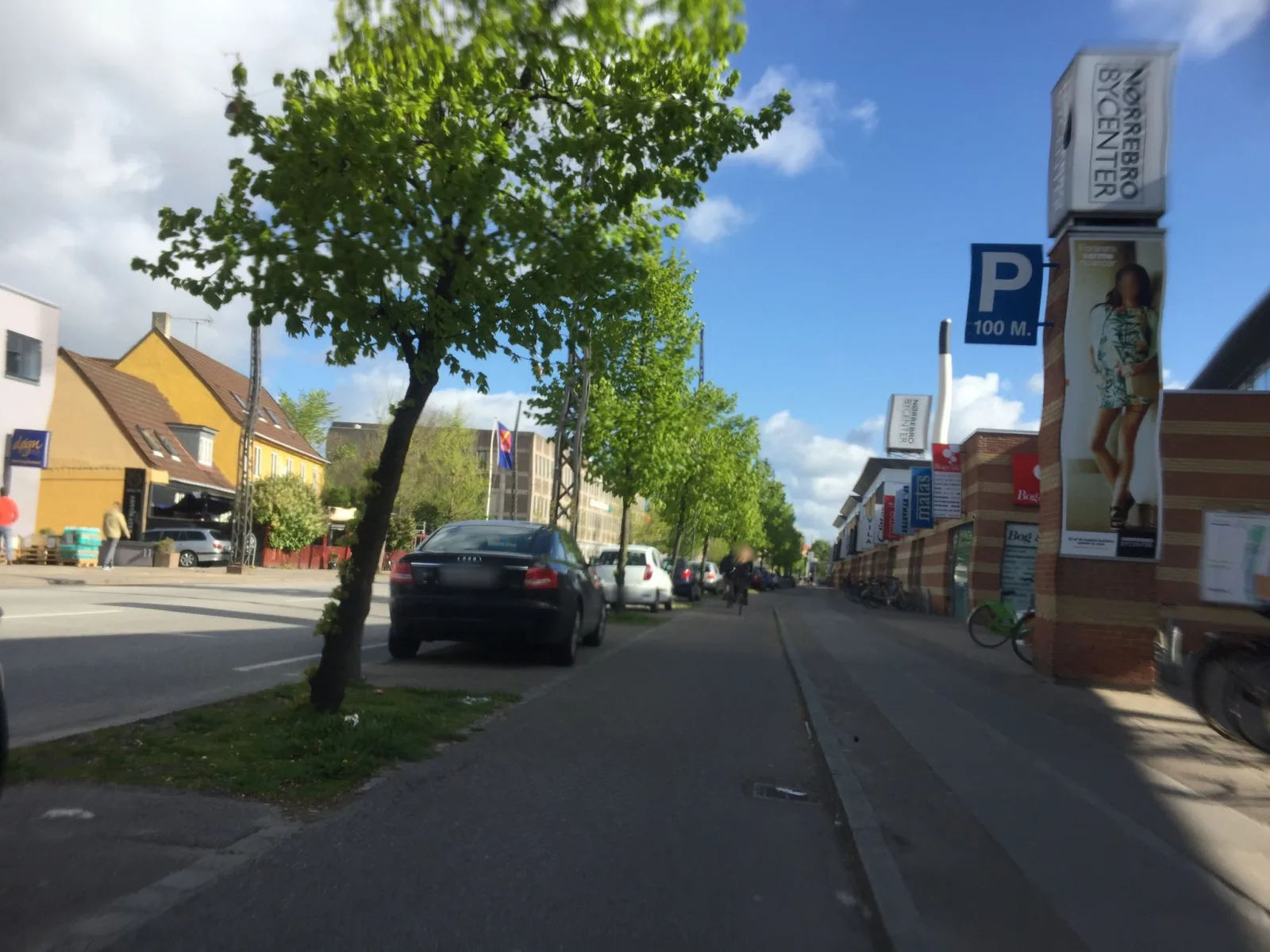 Mapillary-foto nær McDonald's
