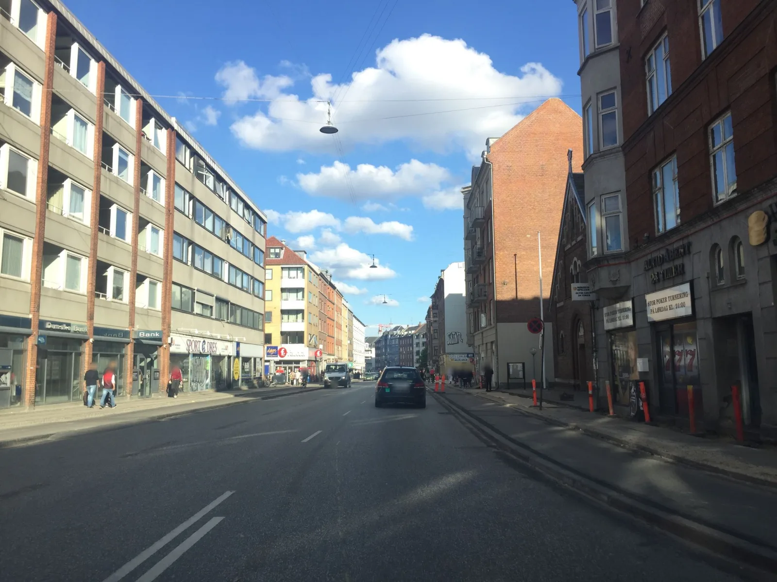 Mapillary-foto nær Mega Pizza
