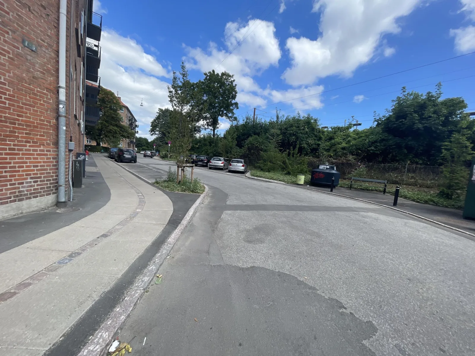 Mapillary-Foto in der Nähe von Mr. Kebab