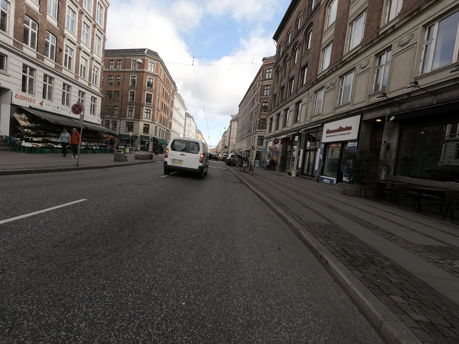 Mapillary-foto nær Mr Wok