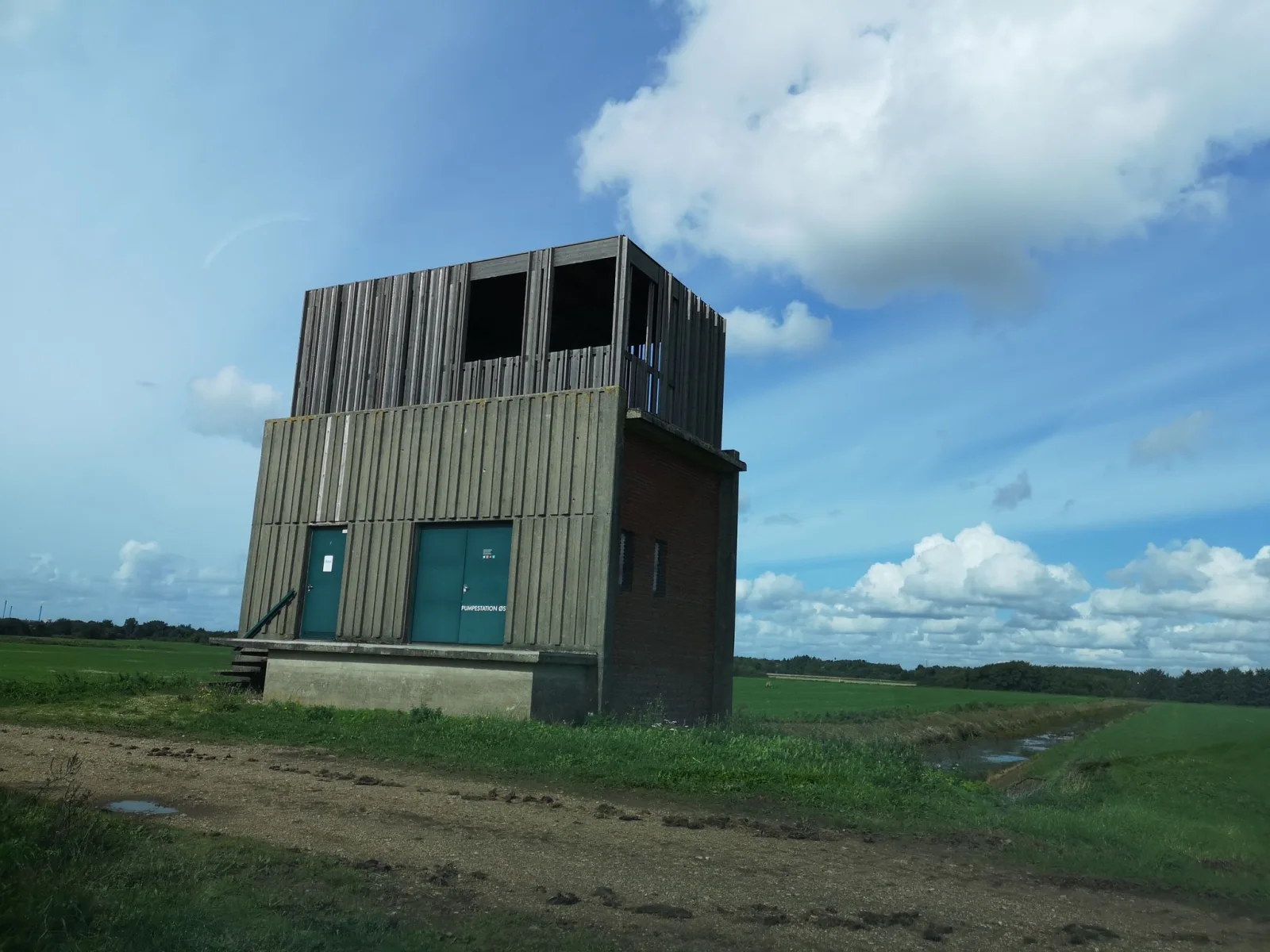 Mapillary-Foto in der Nähe von Pumpestation Øst
