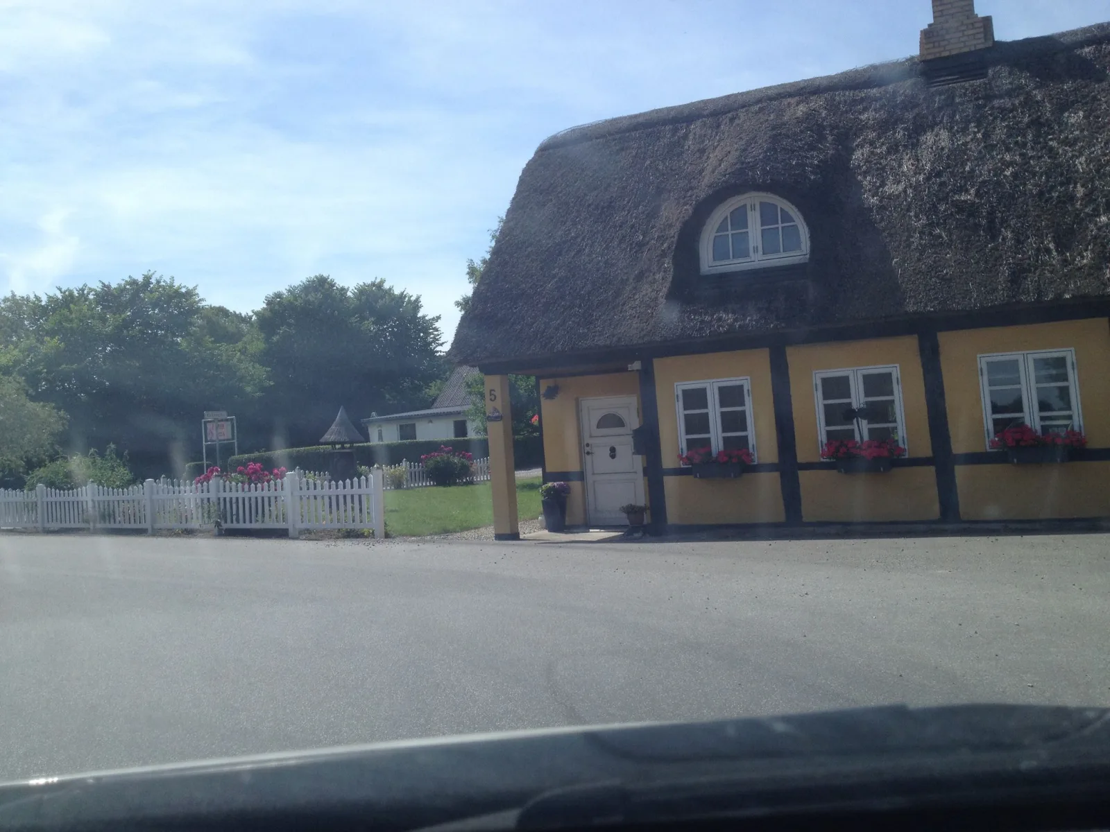 Mapillary-foto nær Samsø Museumsgård