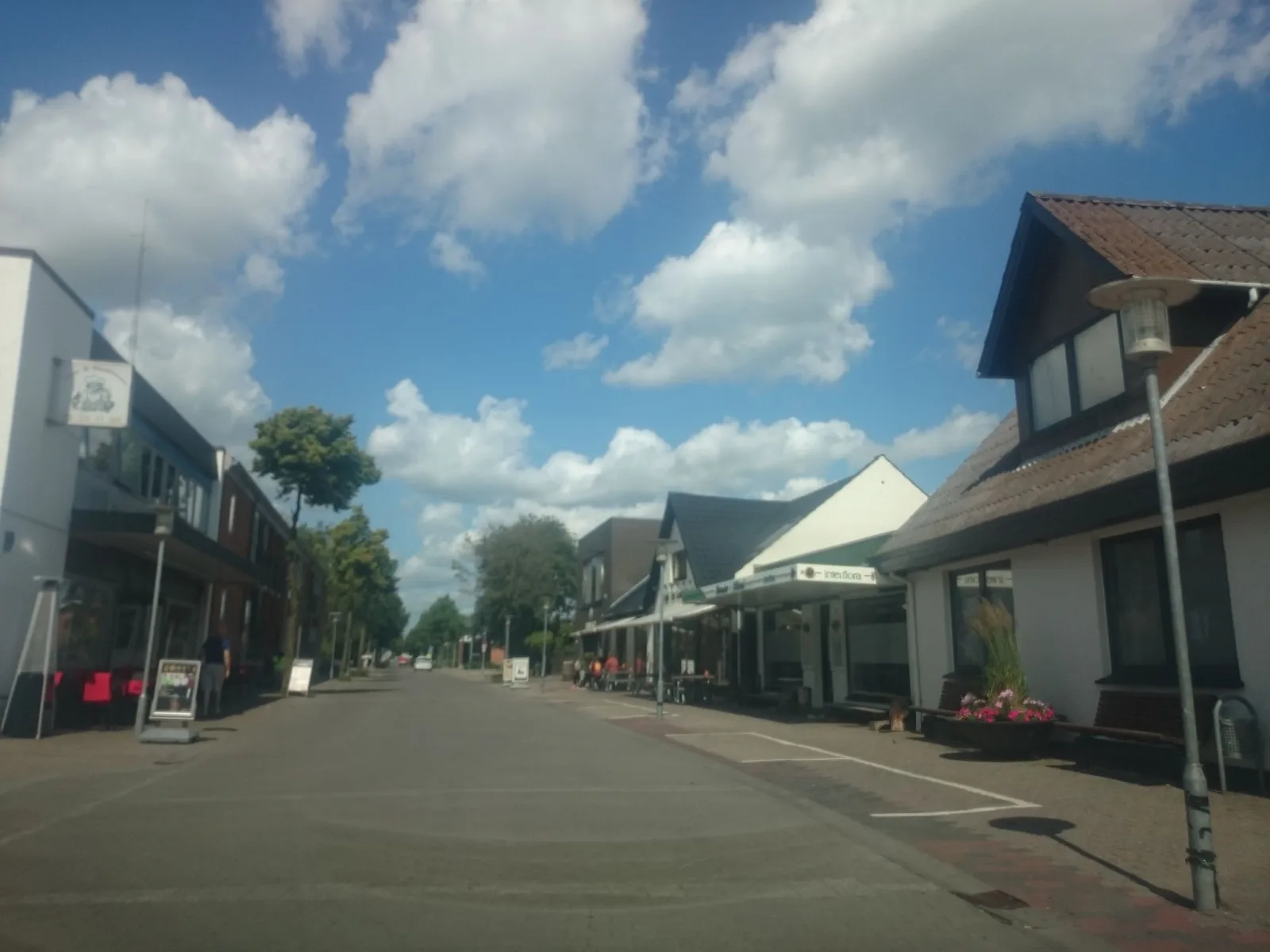 Mapillary-foto nær LEGO Idea House