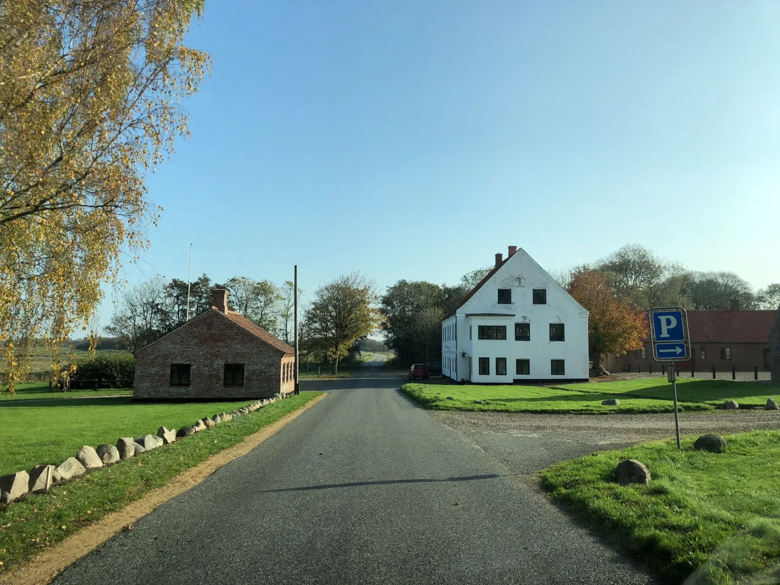 Mapillary-Foto in der Nähe von Skærum Mølles Teglværksmuseum