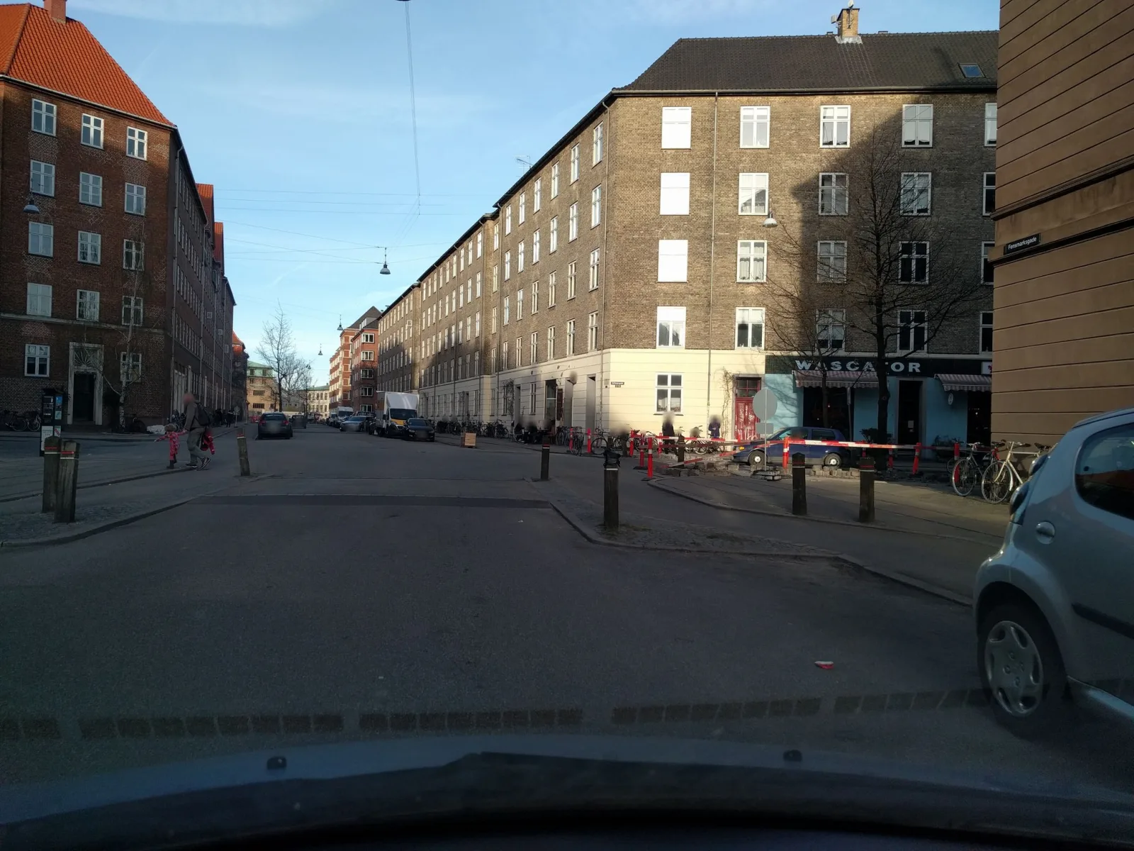 Mapillary-foto nær Omar