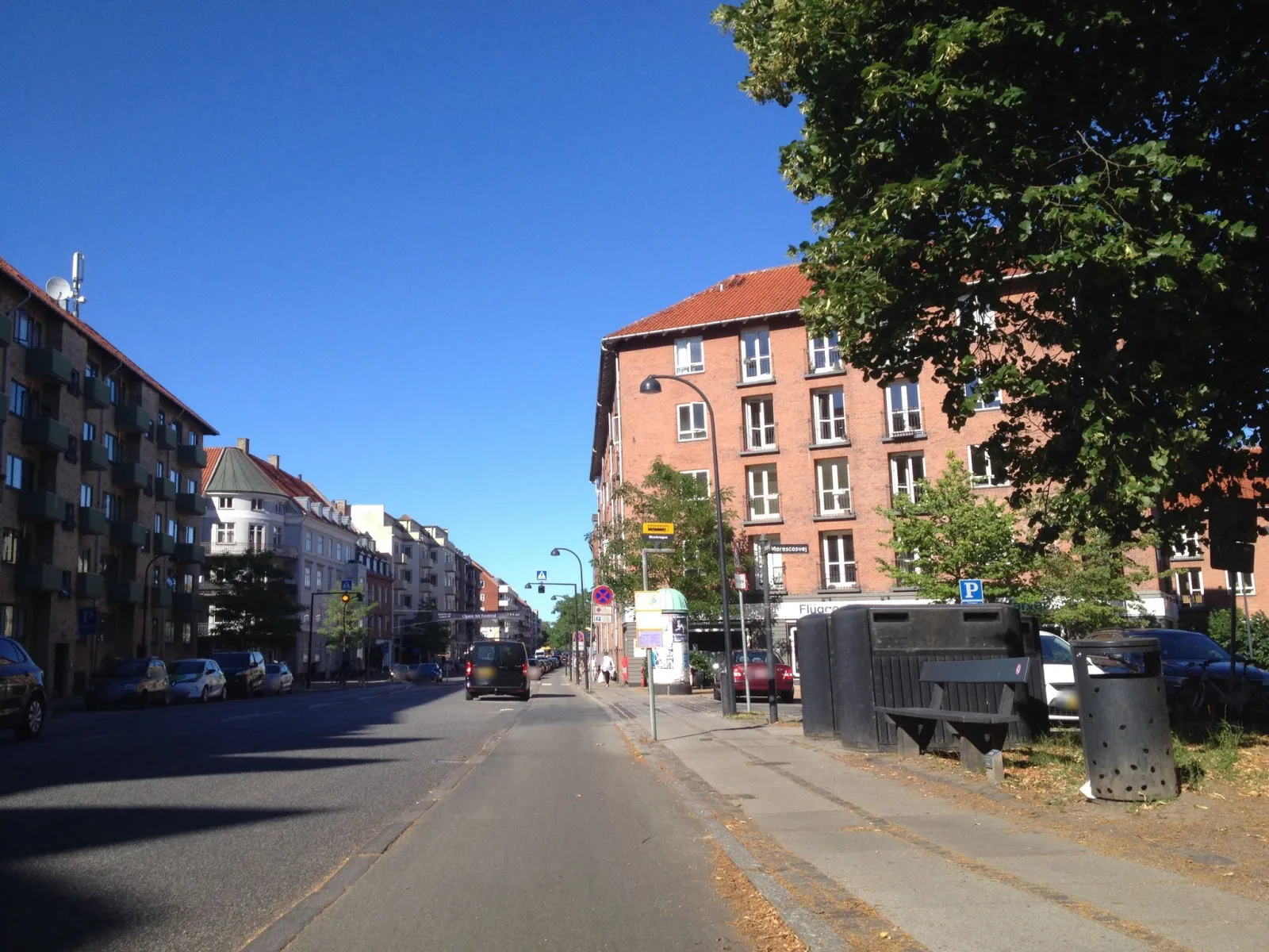 Mapillary-Foto in der Nähe von Ordrups Pizza