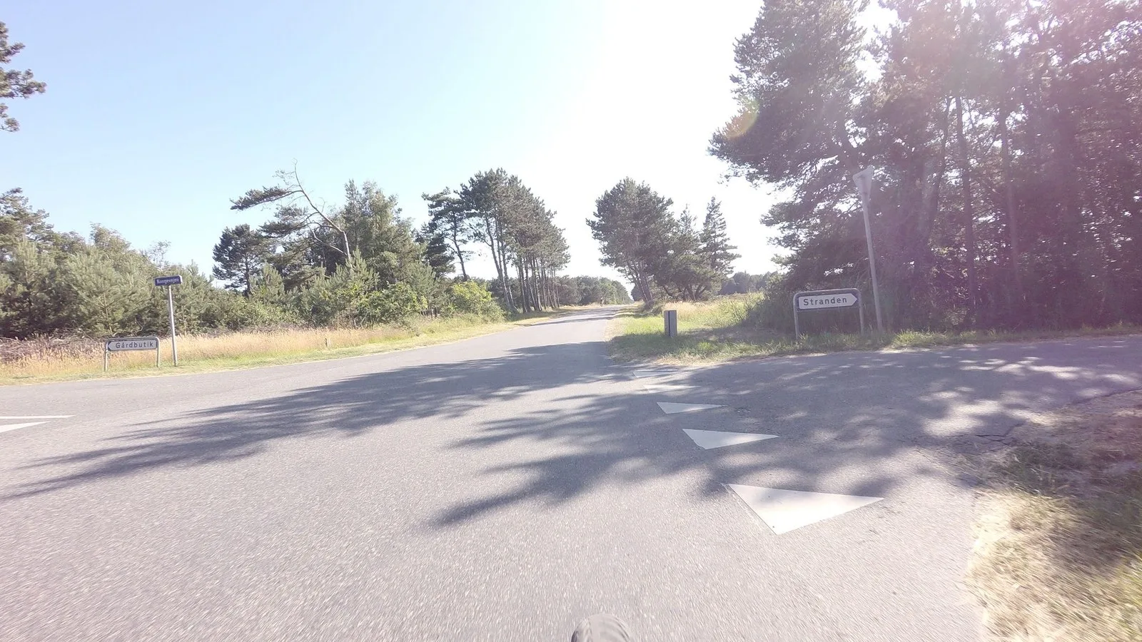 Mapillary-foto ved Badegewässer: VESTERØ, KONGEVEJEN