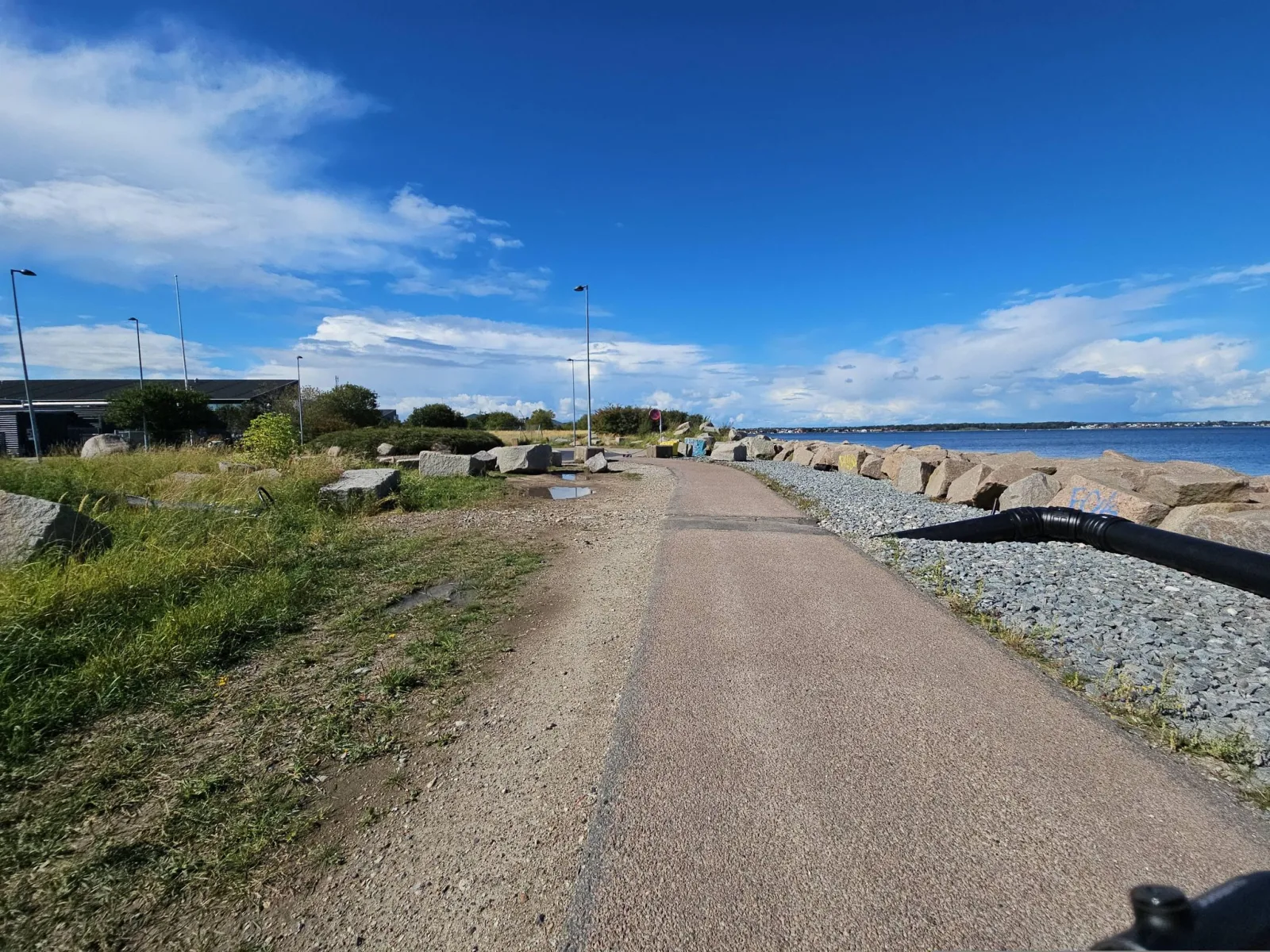 Mapillary-foto nær Badevand: NORDHAVN HAVSVØMMEBANE