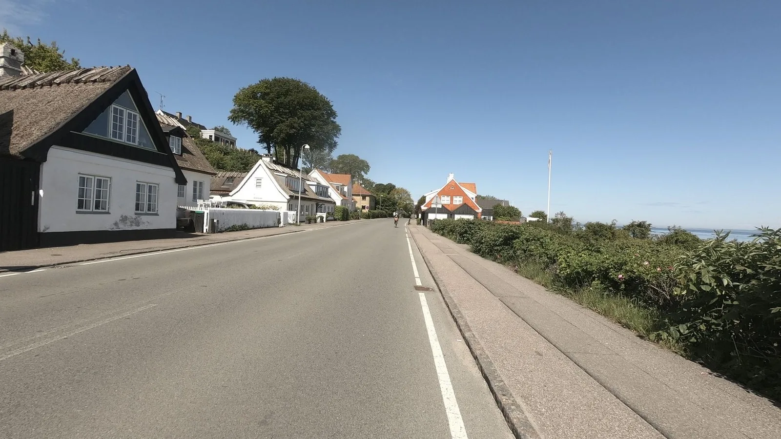 Mapillary-foto ved Badegewässer: LANGEBRO, ÅLSGÅRDE
