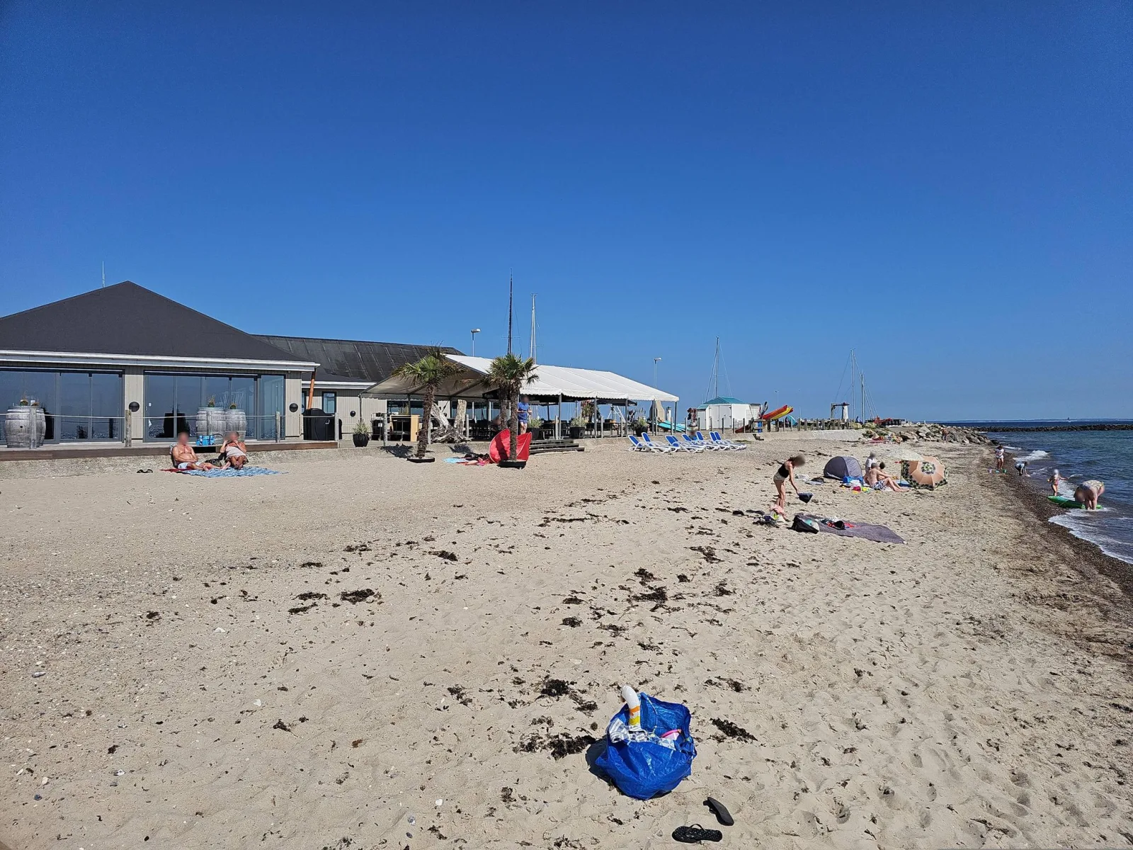 Mapillary-foto nær Badevand: MOMMARK MARINA