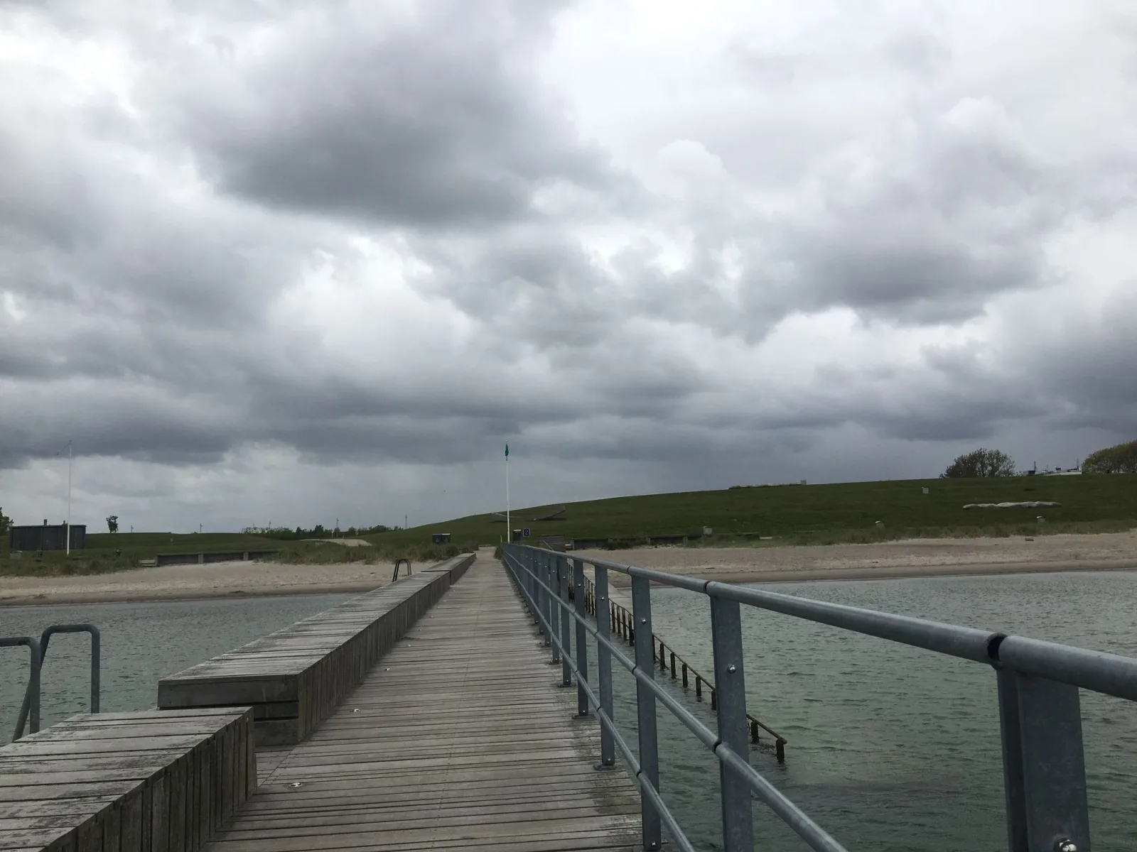 Badevand: KASTRUP SØBAD, NORD FOR KASTRUP LYSTBÅDEHAVN