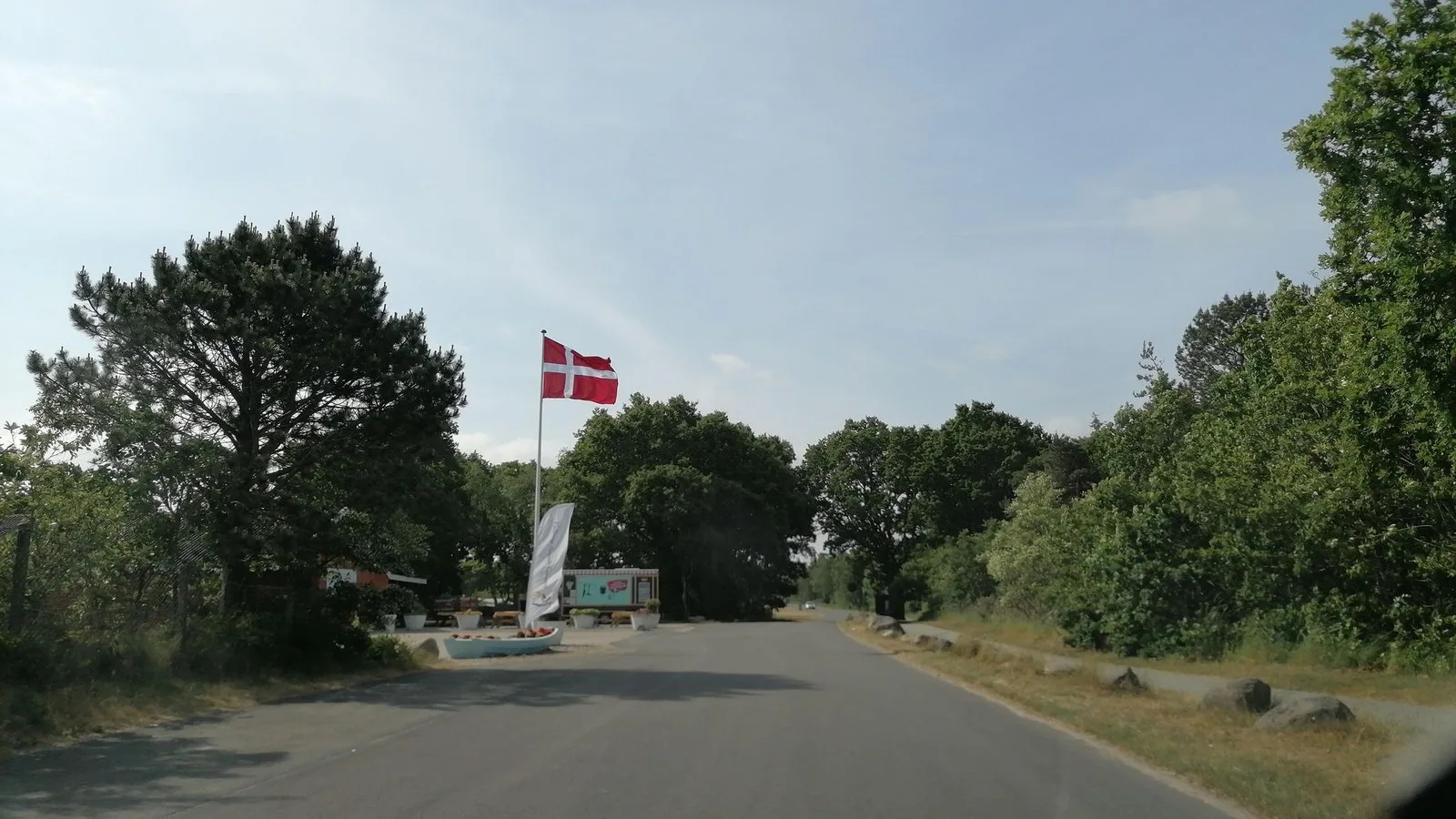 Mapillary-foto af strand eller hav ved Badegewässer: UD FOR TVÆRVEJ