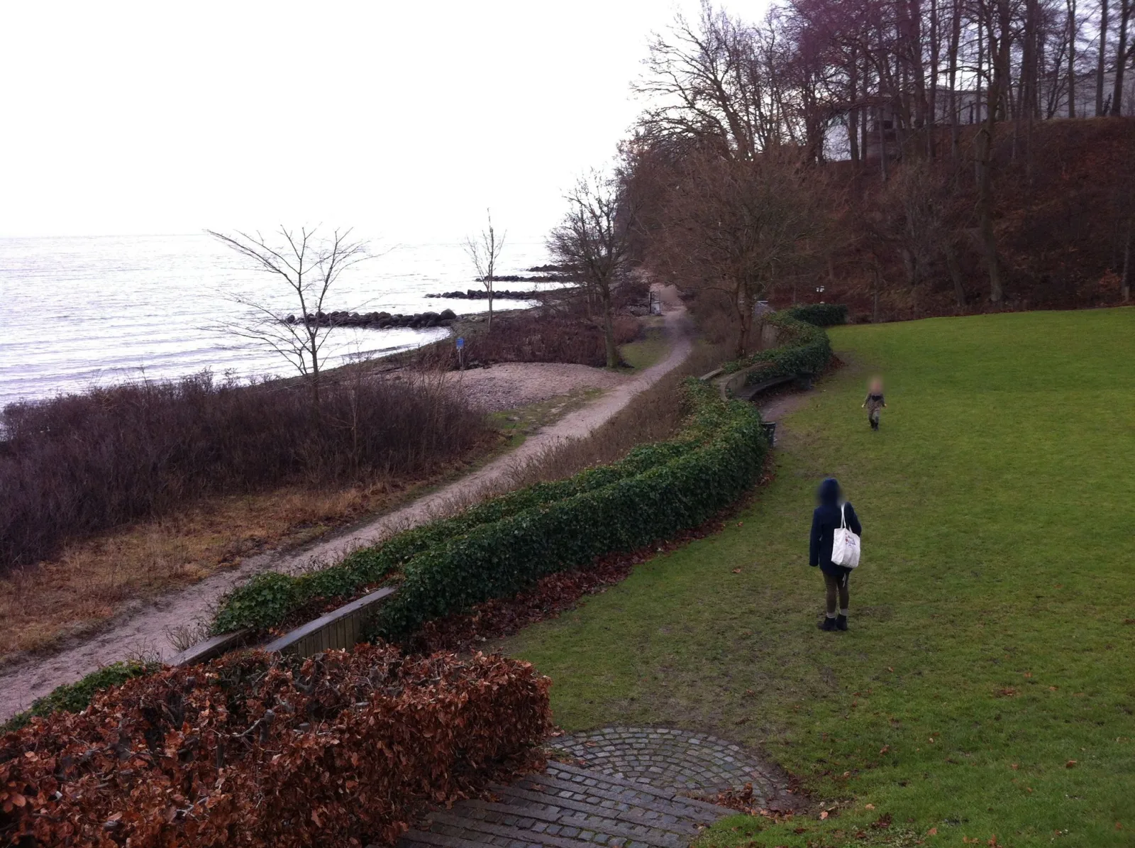 Badevand: SYD FOR HUMLEBÆK HAVN