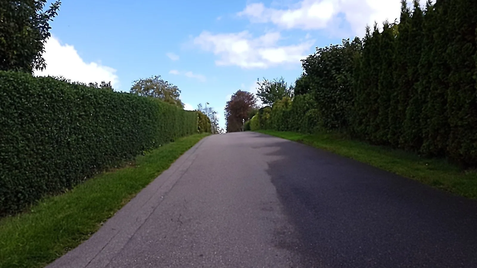 Mapillary-foto ved Badegewässer: RÅDALSGÅRD