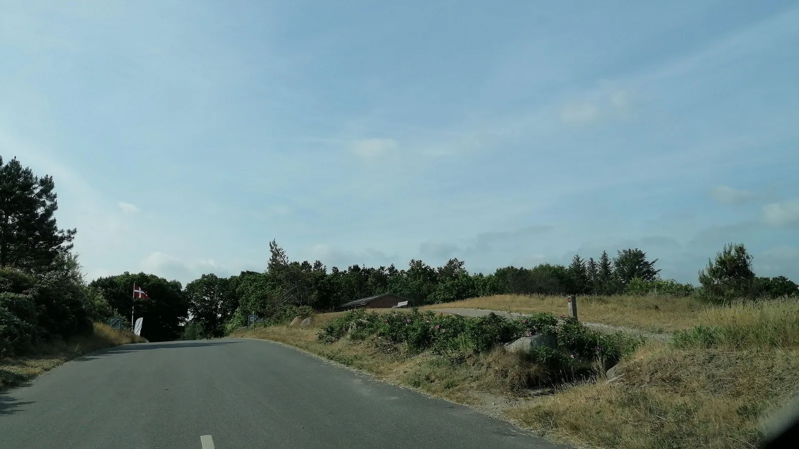 Mapillary-foto ved Badegewässer: UD FOR MØLLEBÆKKEN